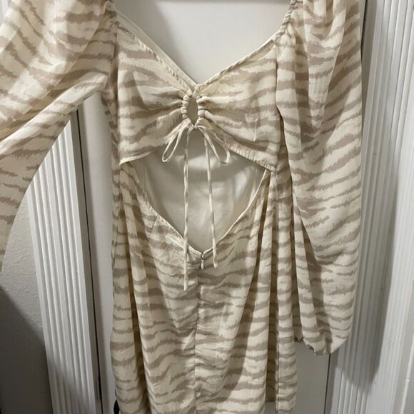 Blue Blush Animal Print Open Back Mini Dress L NWT Cottagecore Fairycore Y2K - Picture 6 of 11